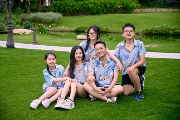Chup hinh gia dinh o Radisson